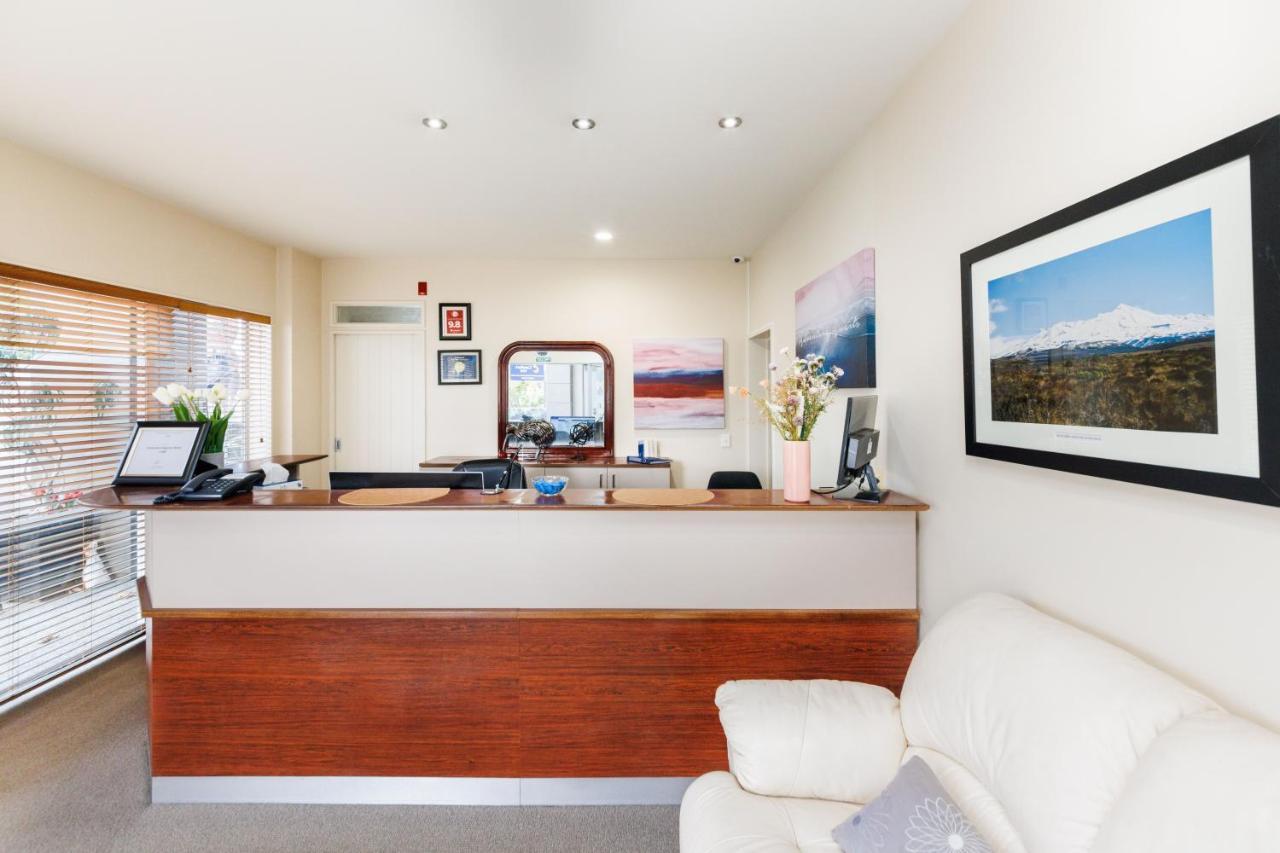 Fitzherbert Regency Motor Lodge Palmerston North Dış mekan fotoğraf