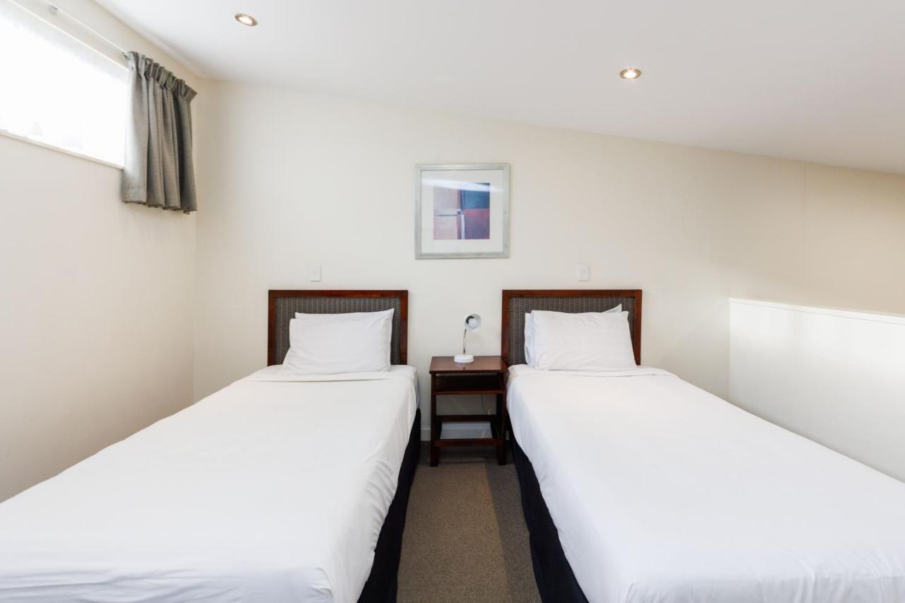 Fitzherbert Regency Motor Lodge Palmerston North Dış mekan fotoğraf