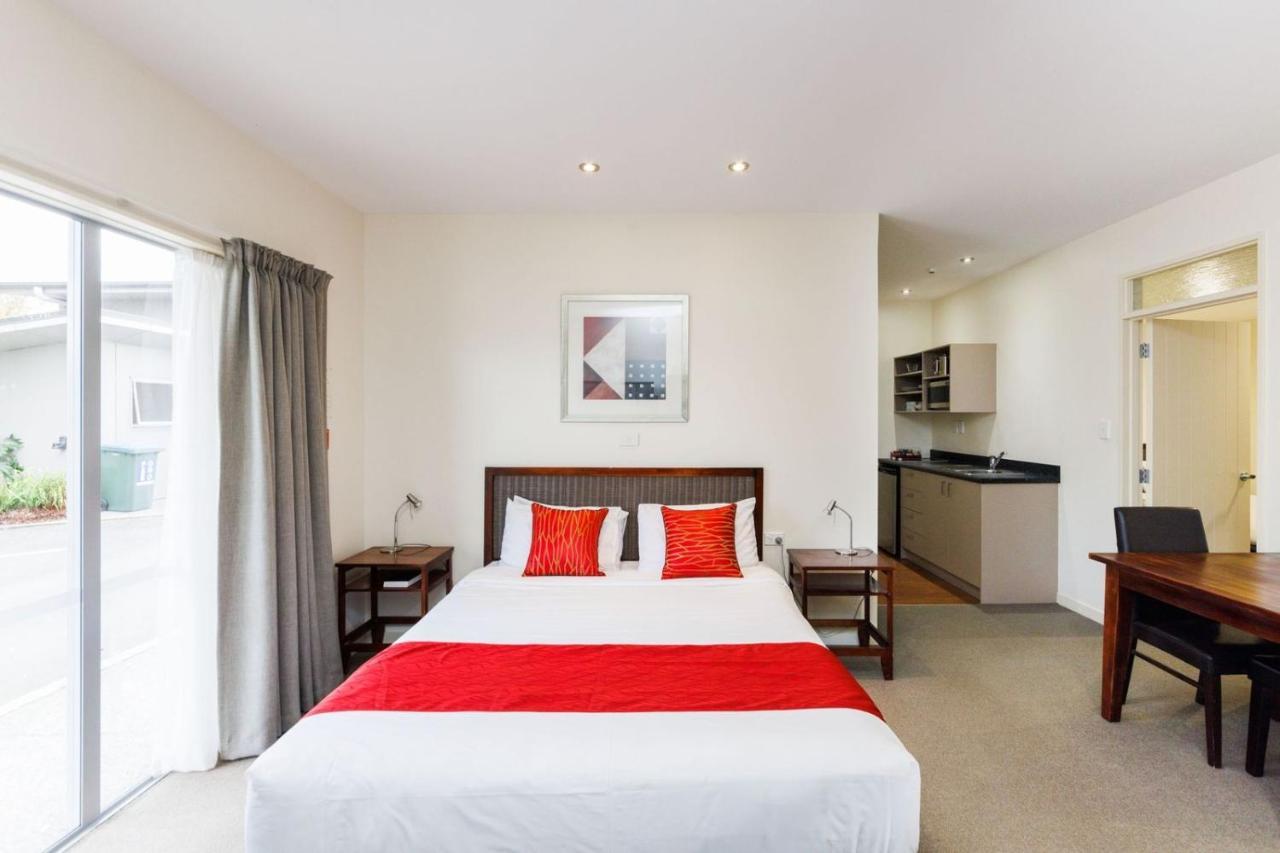 Fitzherbert Regency Motor Lodge Palmerston North Dış mekan fotoğraf