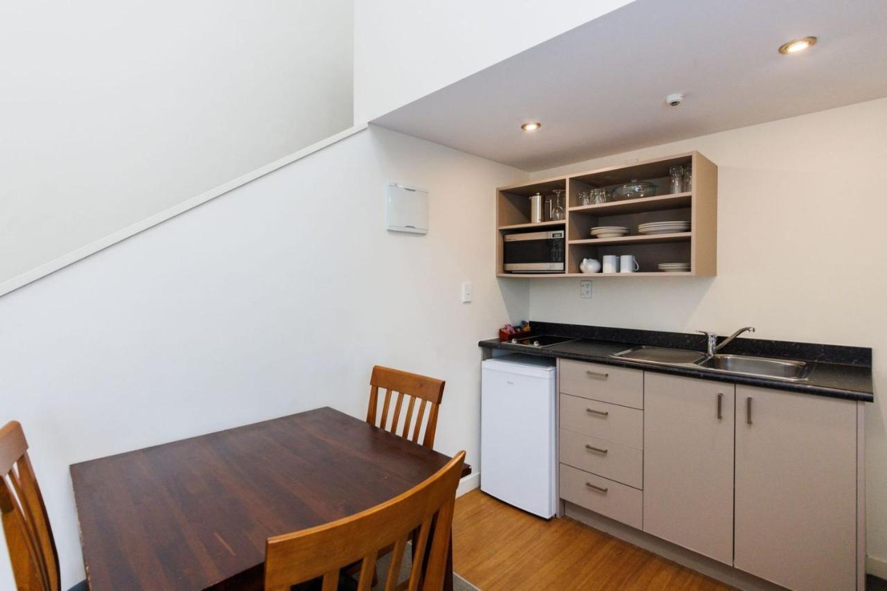 Fitzherbert Regency Motor Lodge Palmerston North Dış mekan fotoğraf