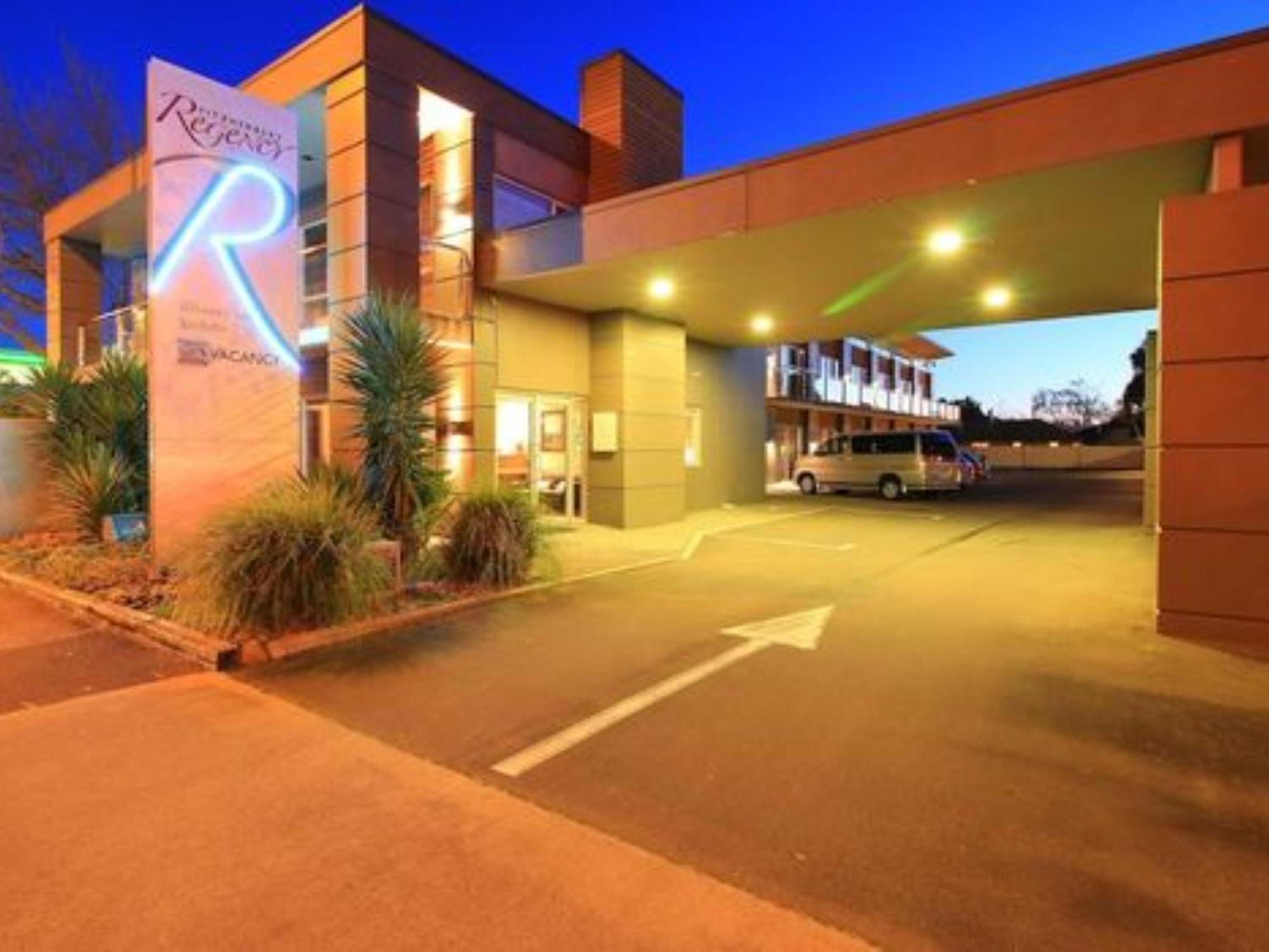 Fitzherbert Regency Motor Lodge Palmerston North Dış mekan fotoğraf