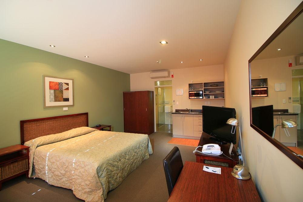 Fitzherbert Regency Motor Lodge Palmerston North Dış mekan fotoğraf